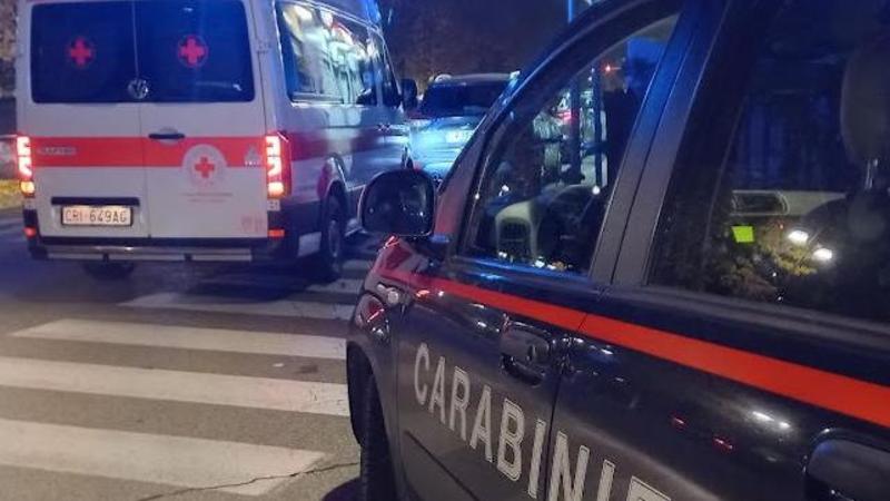 Macherio, accerchiato e picchiato con mazze e bastoni: grave un 34enne