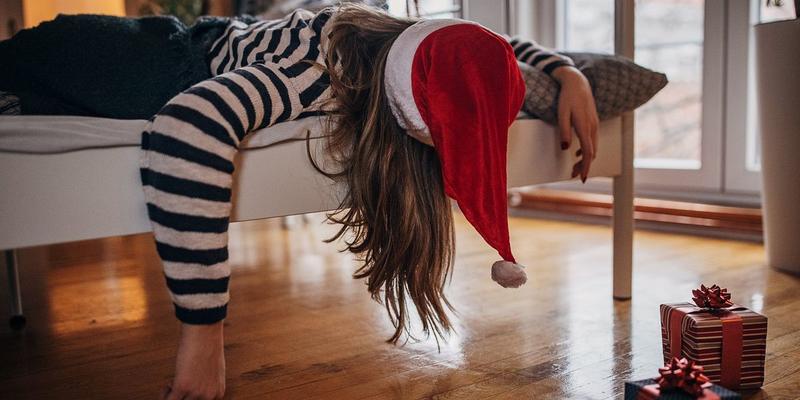 Ansia finanziaria ai massimi a Natale: travolti soprattutto i giovani