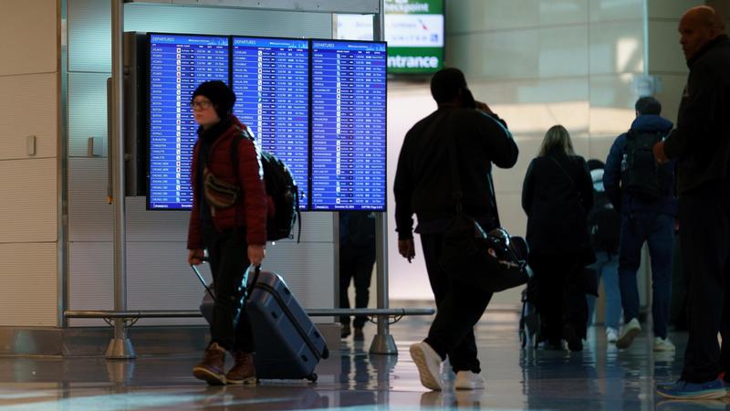 American Airlines riprende a volare dopo lo stop alla vigilia di Natale per problemi tecnici