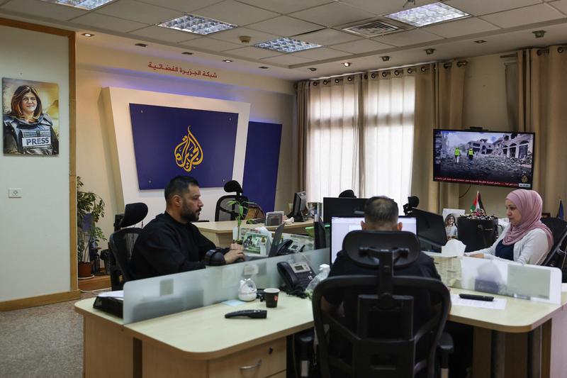 PA halts Al Jazeera West Bank broadcasts amid criticism of its terror crackdown