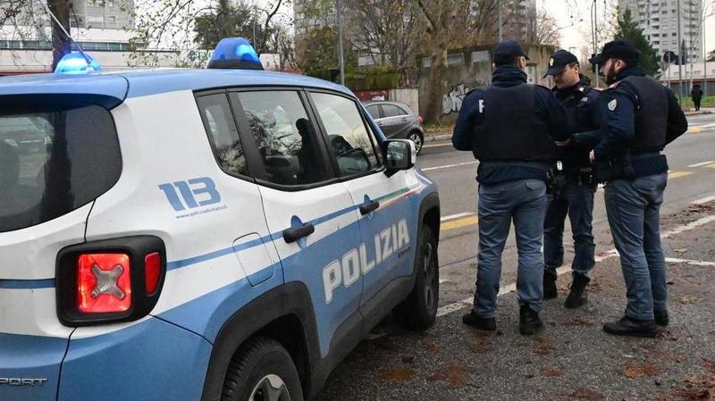 Brescia, lite nel condominio finisce a coltellate alla gola: un arresto per tentato omicidio