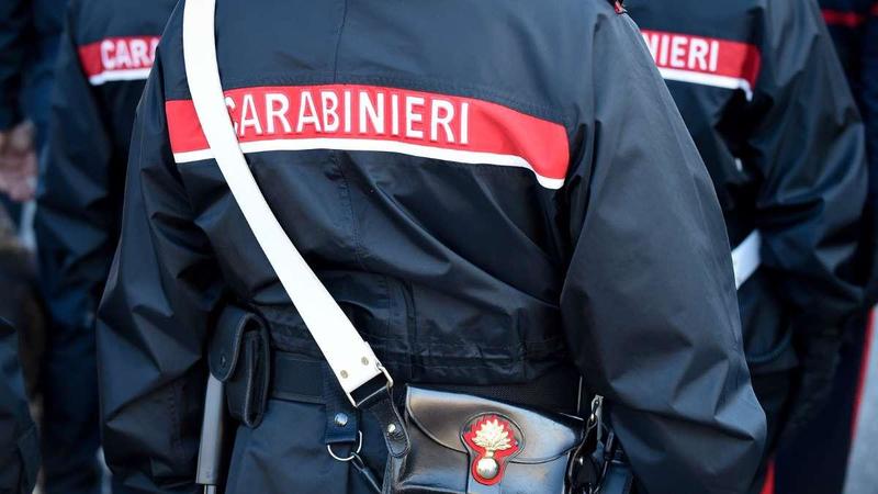 Ha l'obbligo di firma ma si presenta in commissariato su uno scooter rubato: arrestato