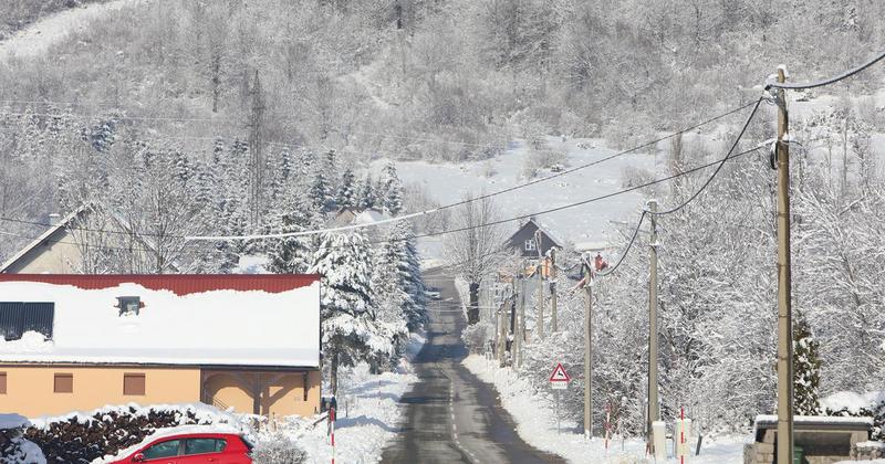 Još nas malo grije južina, no nagla promjena dolazi uskoro: Evo kada nam stiže snijeg