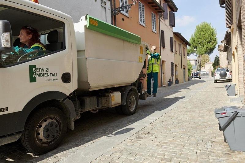 Rifiuti, scatta la nuova tassa a Ravenna: come funziona e cosa cambia