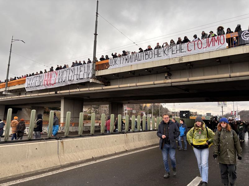 U laži su studentski protesti: Razaranje autoriteta predsendika države