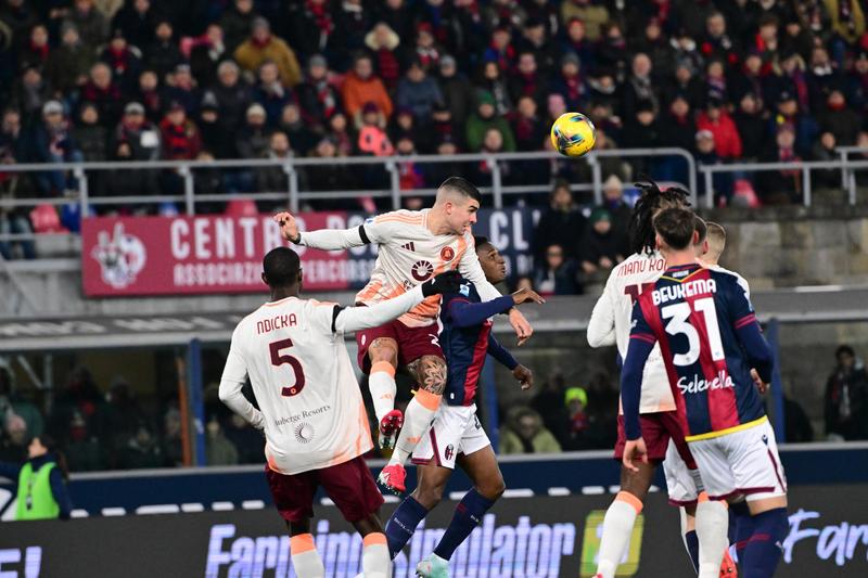 Bologna-Roma 2-2: Dallinga e Ferguson illudono, Dovbyk su rigore gela il Dall'Ara