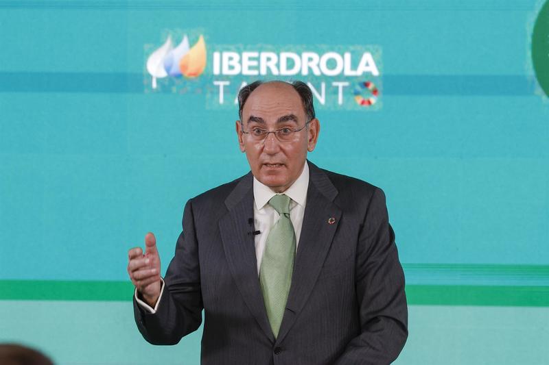 De Iberdrola a Repsol: los grandes fondos refuerzan sus posiciones en las energéticas españolas