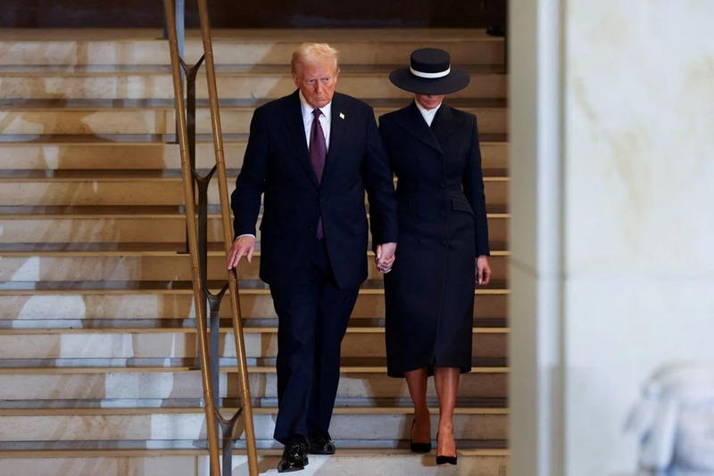 Melania’nın fendi Donald’ı yendi