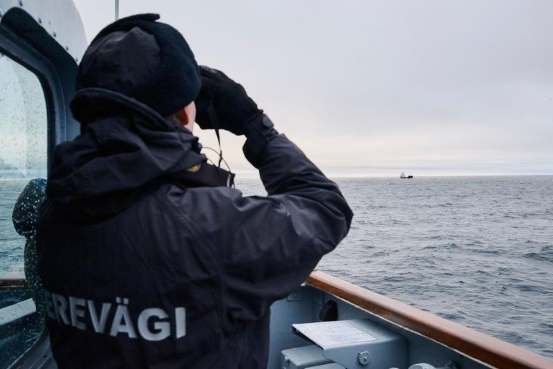 Verdacht auf Sabotage: Unterwasserkabel in der Ostsee beschädigt, Schiff festgesetzt