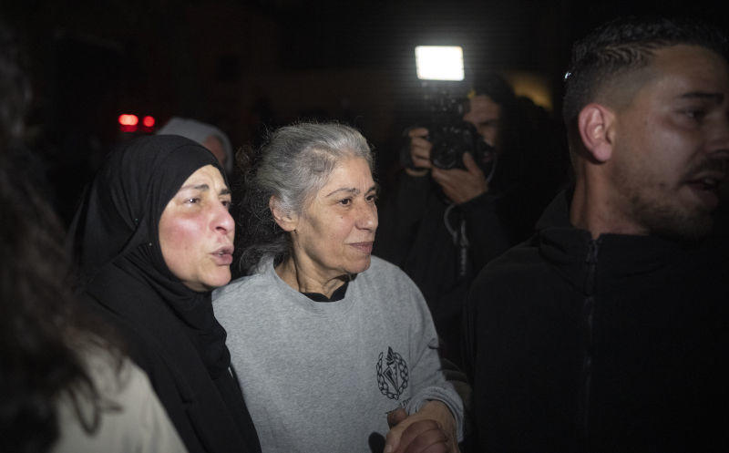 “All I wanted was to bid my daughter a final farewell.” Hostages and the mainstream media