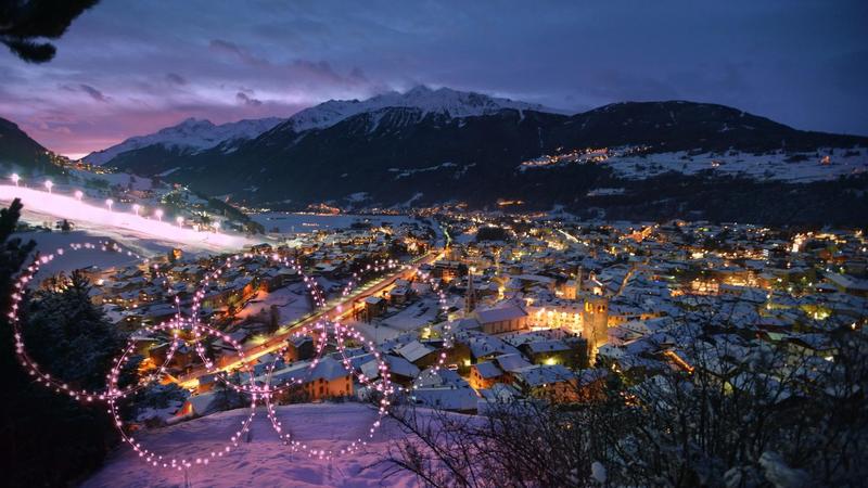 Bormio si illumina di rosa per il Giro d’Italia (strizzando l’occhio alle Olimpiadi)