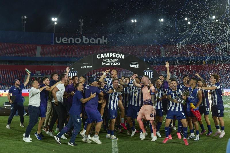 Talleres defeats River to win Supercopa International