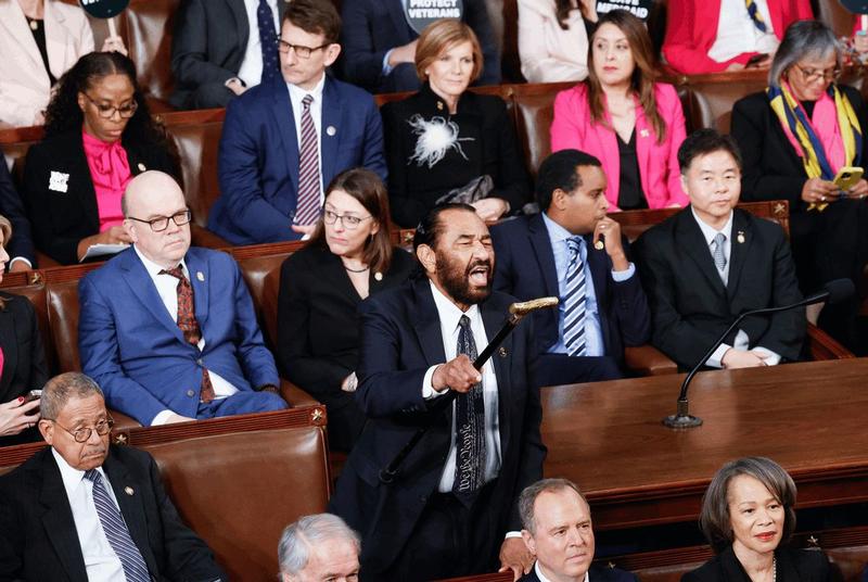 Republicans, joined by 10 Democrats, censure Al Green for disrupting Trump's State of the Union